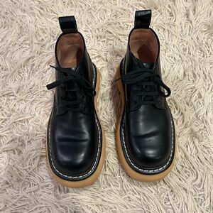 BOTTEGA VENETA Bounce Black Leather Gum Sole High Top Lace Up Boot Sneaker 38